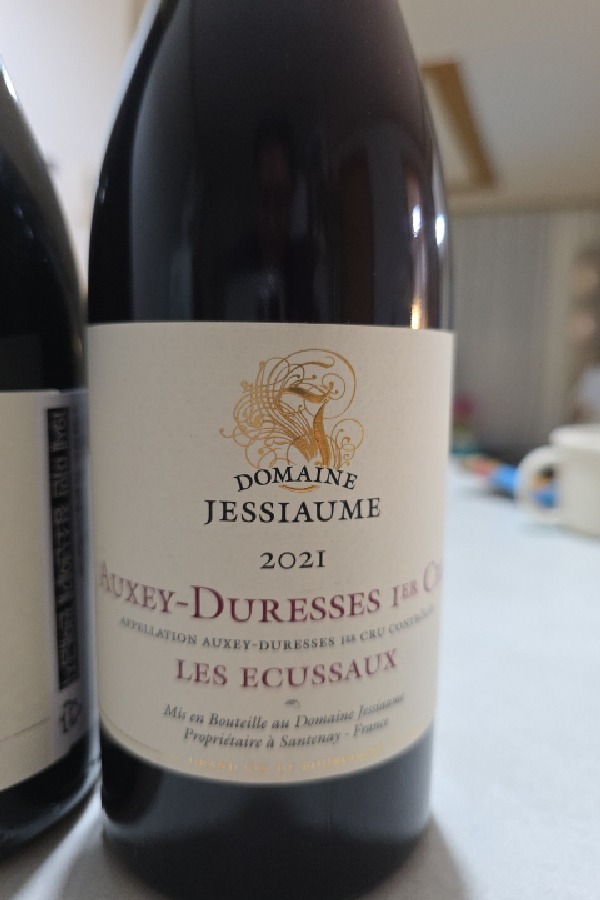 Auxey-Duresses 1er Cru Les Ecussaux - Image 1