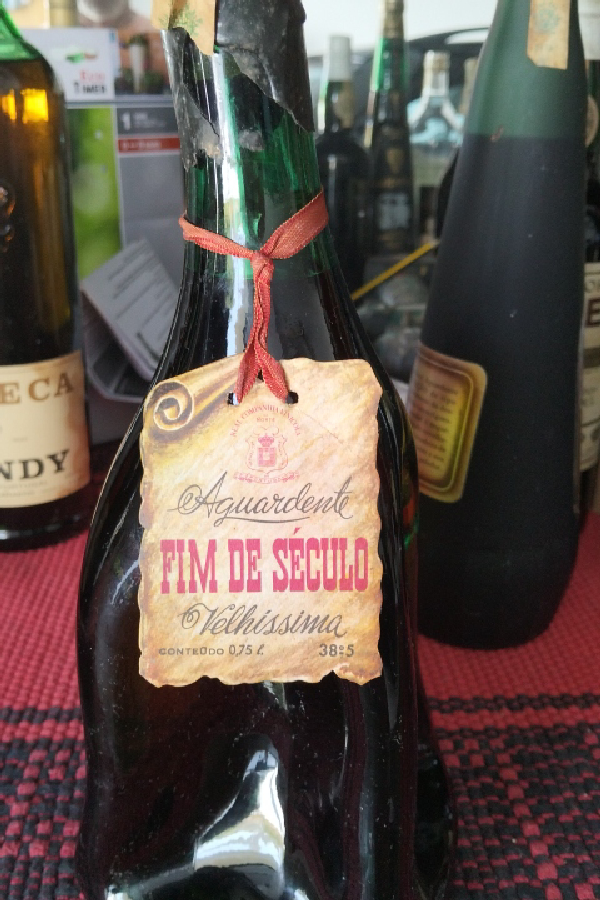 Aguardente Fim de Século Velhissima - Image 1