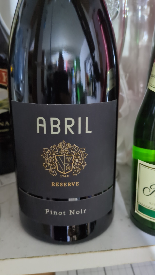 Reserve Pinot Noir - Image 1