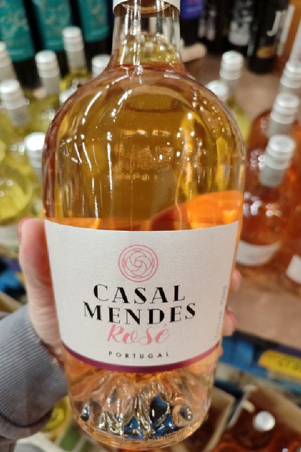 Casal Mendes Rosé - Image 1