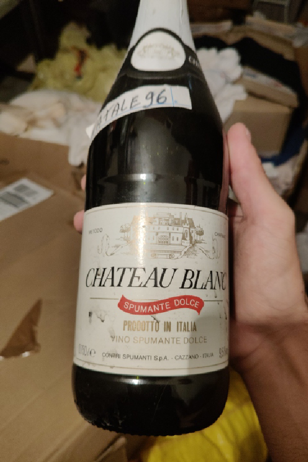Chateau Blanc Spumante Dolce - Image 1