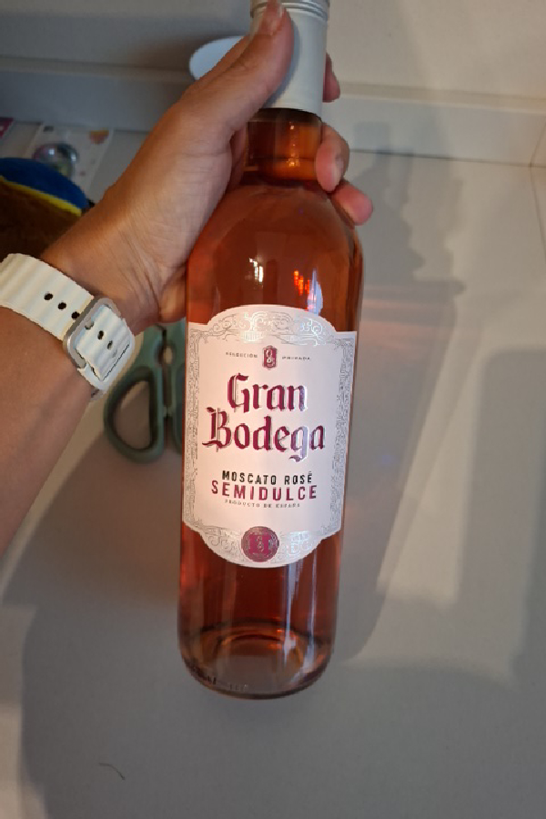 Moscato Rosé Semidulce - Image 1