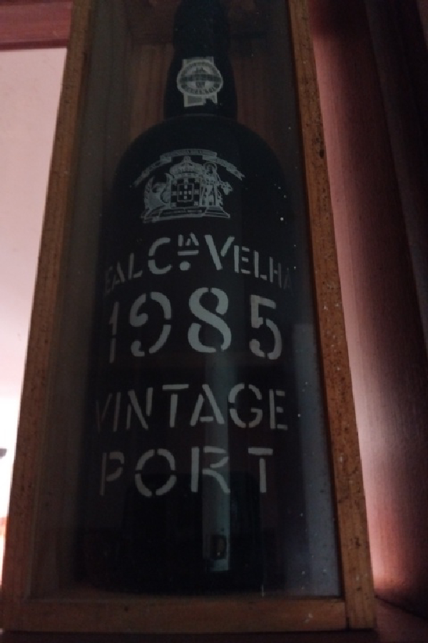 Real Companhia Velha Vintage Port 1985 - Image 1