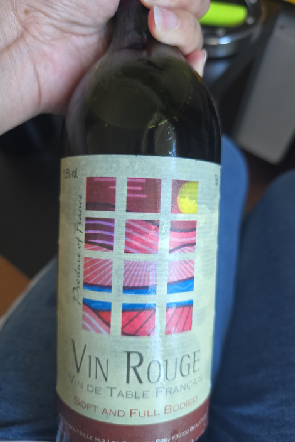 Vin Rouge - Image 1