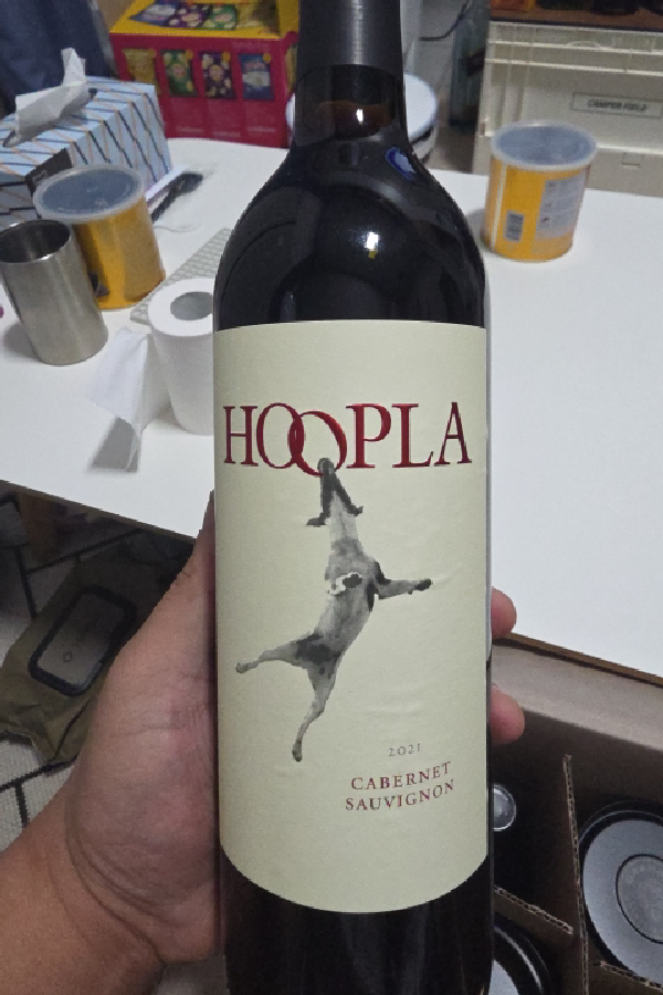 Hoopla Cabernet Sauvignon - Image 1