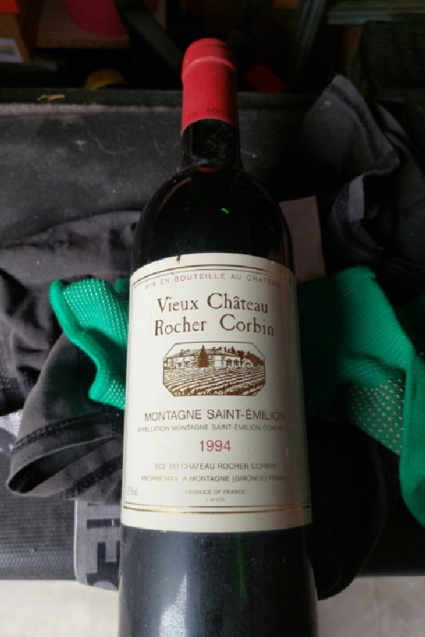 Vieux Château Rocher Corbin - Image 1