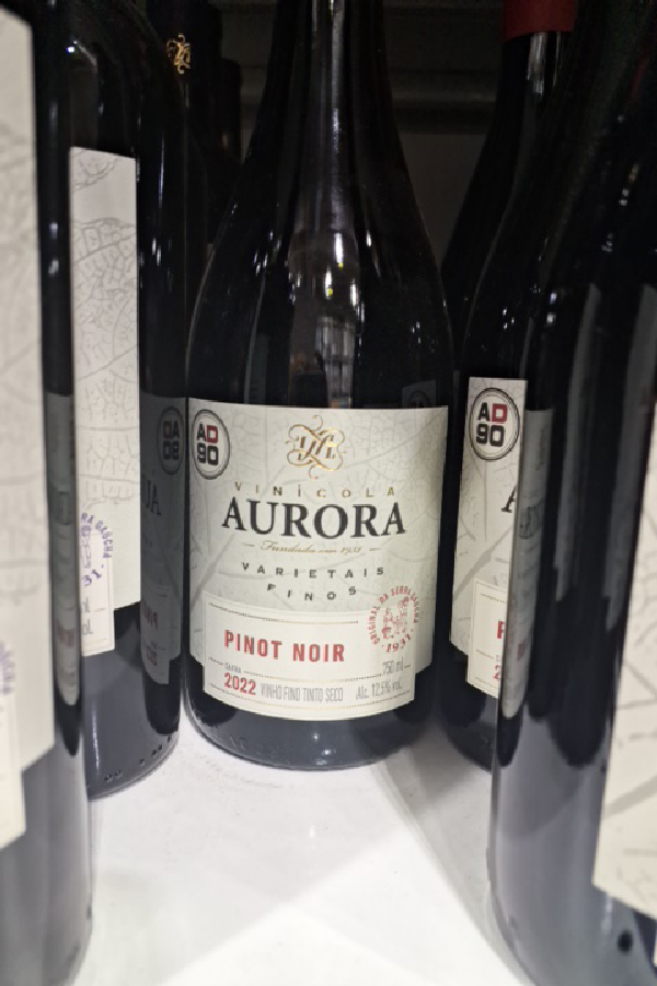 Aurora Varietais Finos Pinot Noir Safira - Image 1
