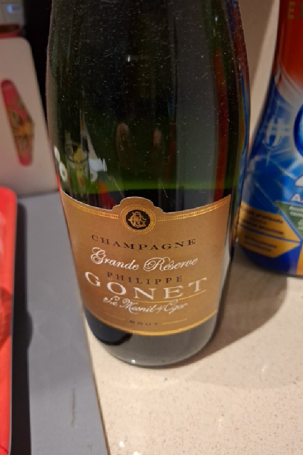 Champagne Grande Réserve - Image 1