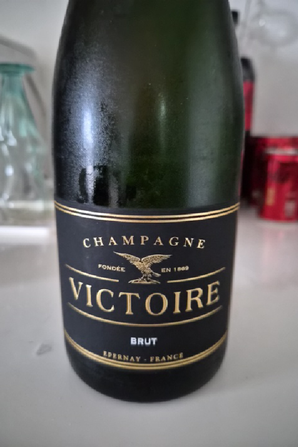Champagne Victoire Brut - Image 1
