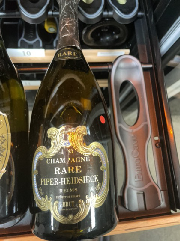 Champagne Rare - Image 1