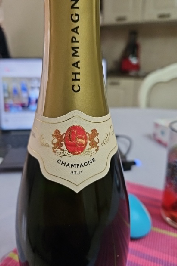 Champagne Brut - Image 1
