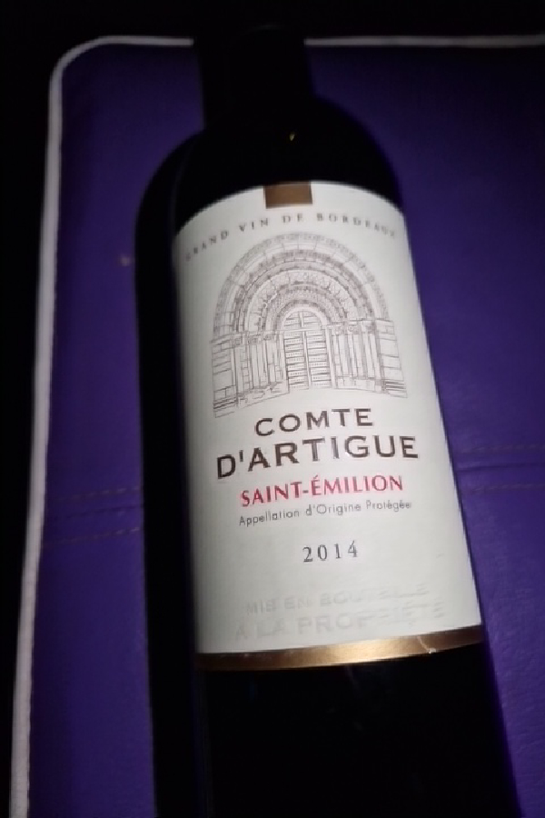 Comte D'Artigue Saint-Émilion - Image 1