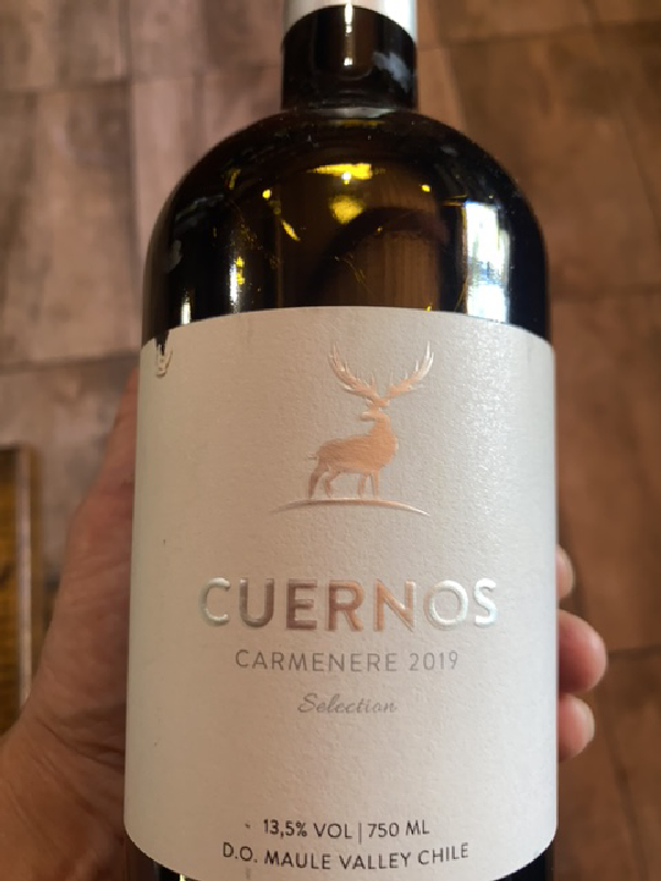 Cuernos Carmenere Selection 2019 - Image 1
