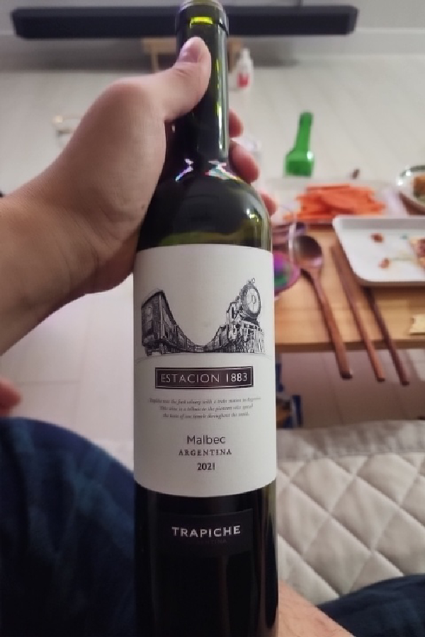 Estacion 1883 Malbec - Image 1