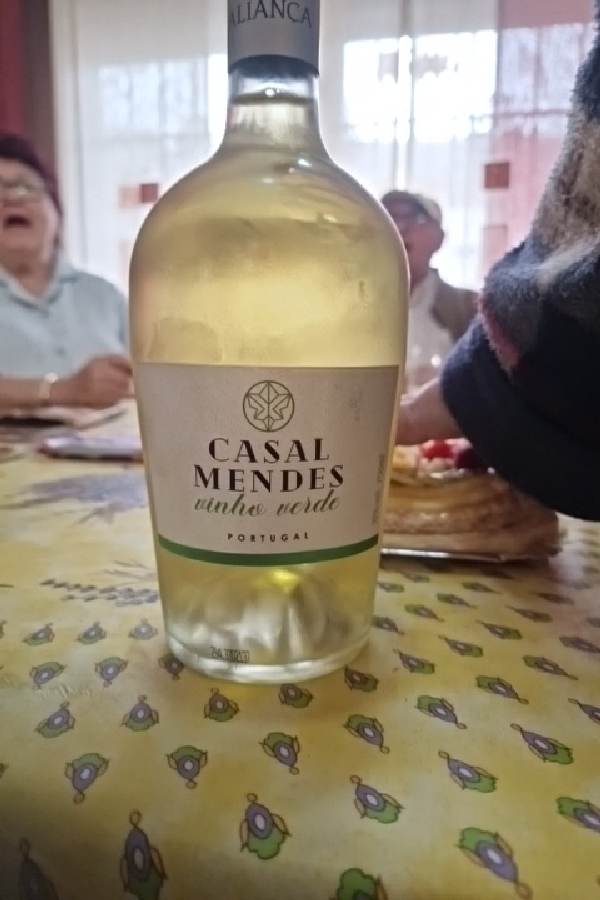 Casal Mendes Vinho Verde - Image 1