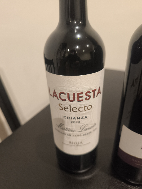 Lacuesta Selecto Crianza - Image 1