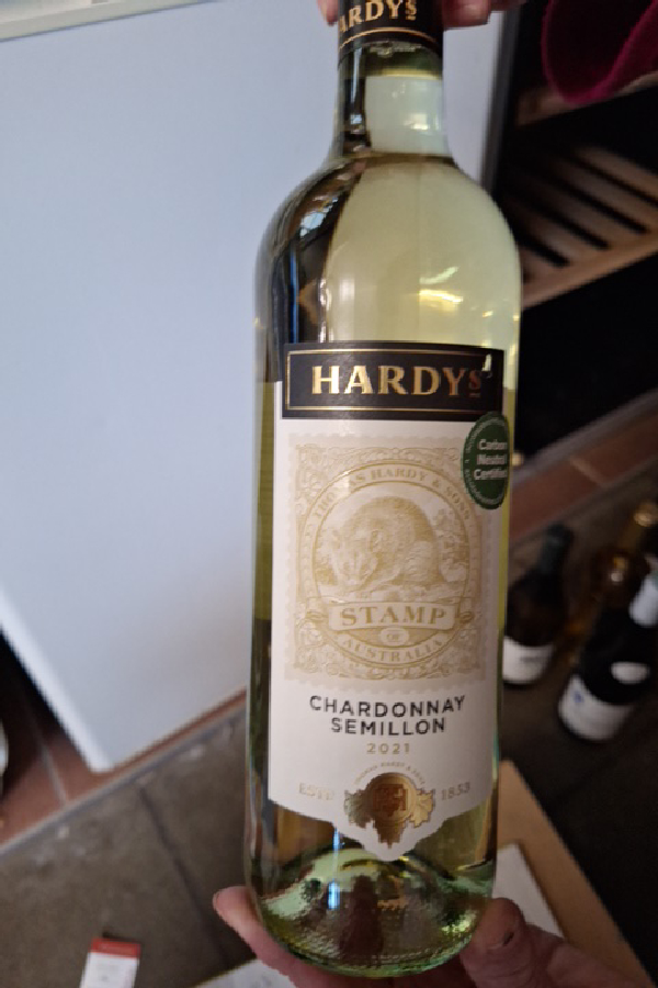 Hardys Stamp Chardonnay Semillon - Image 1