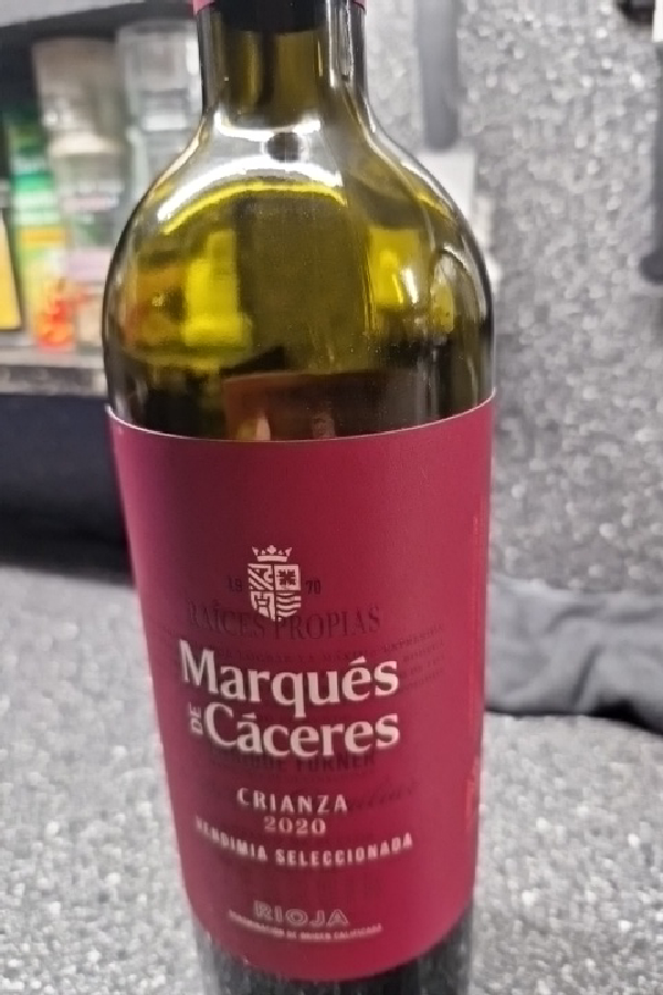 Marqués de Cáceres Rioja Crianza Vendimia Seleccionada - Image 1