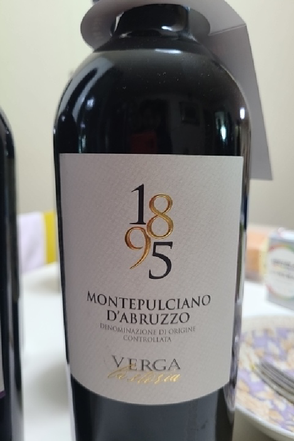 Montepulciano d'Abruzzo - Image 1