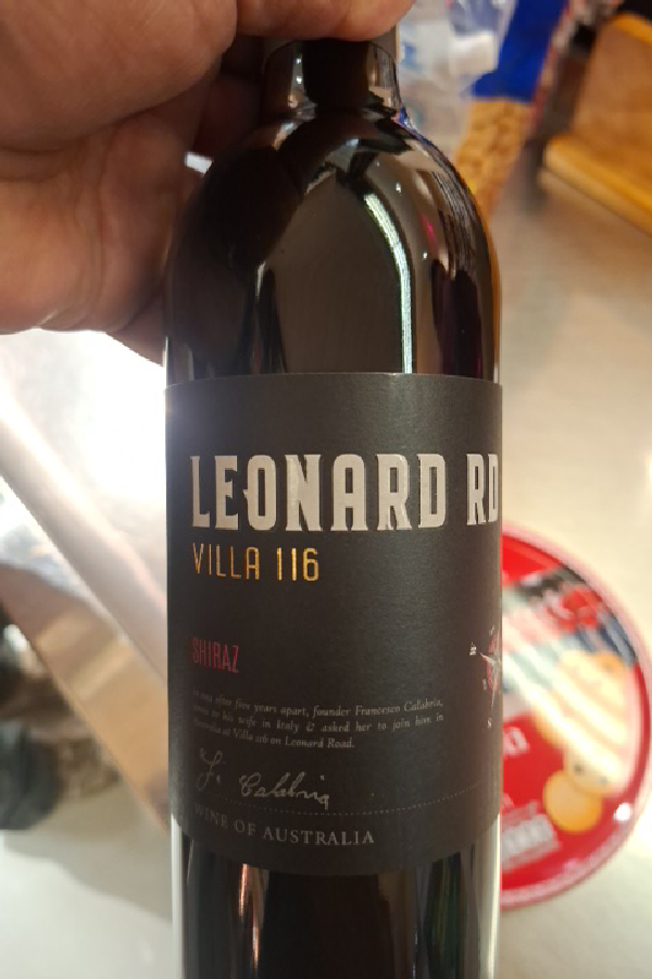 Leonard Road Villa 116 Shiraz - Image 1