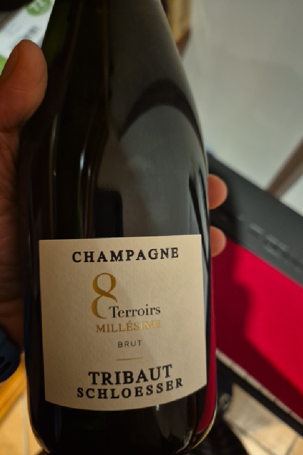8 Terroirs Millesime Brut - Image 1