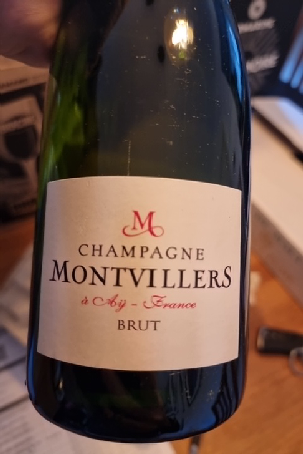 Champagne Montvillers Brut - Image 1