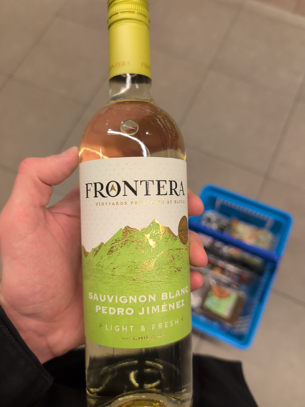Frontera Sauvignon Blanc Pedro Jiménez - Image 1