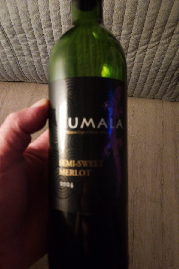 Umala Semi-Sweet Merlot - Image 1