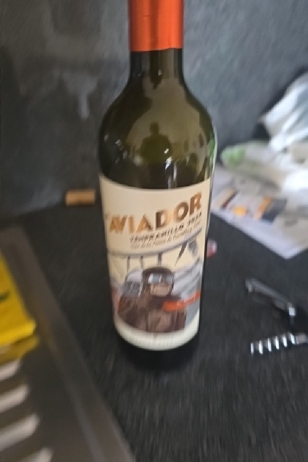 Aviador Tempranillo Joven - Image 1