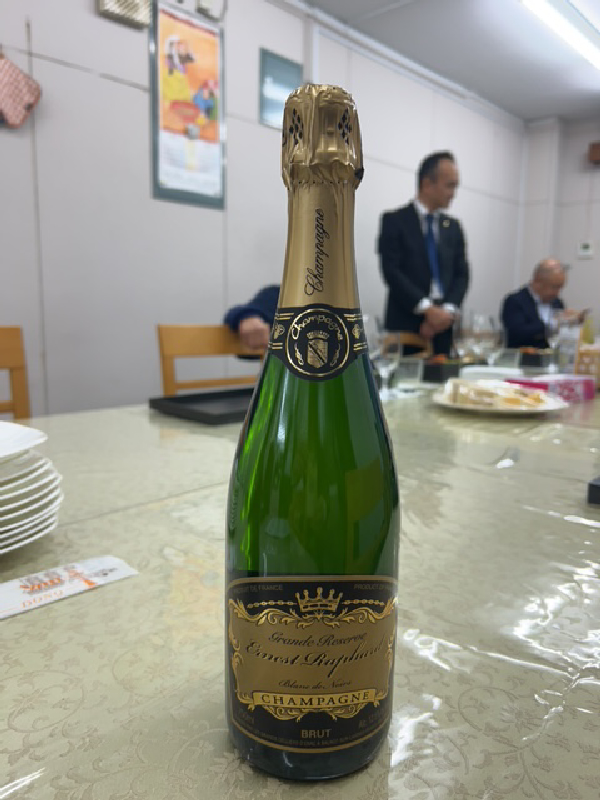 Grande Reserve Ernest Rapeneau Blanc de Noirs - Image 1