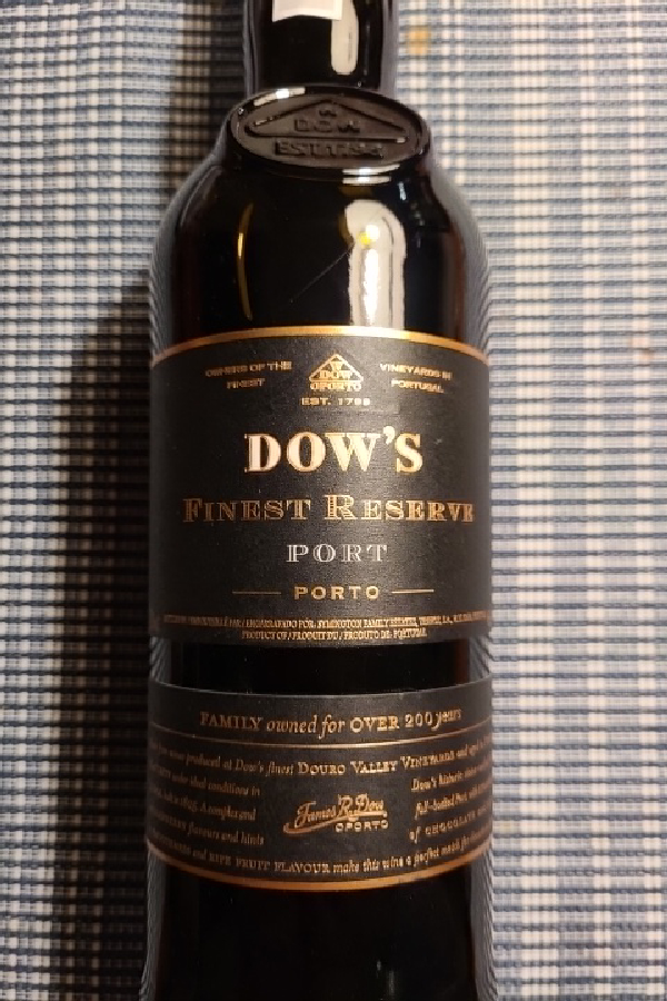Dow's Finest Reserve Port - Image 1