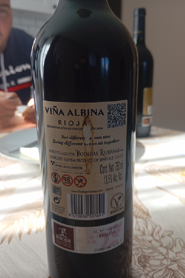 Viña Albina Reserva - Image 1