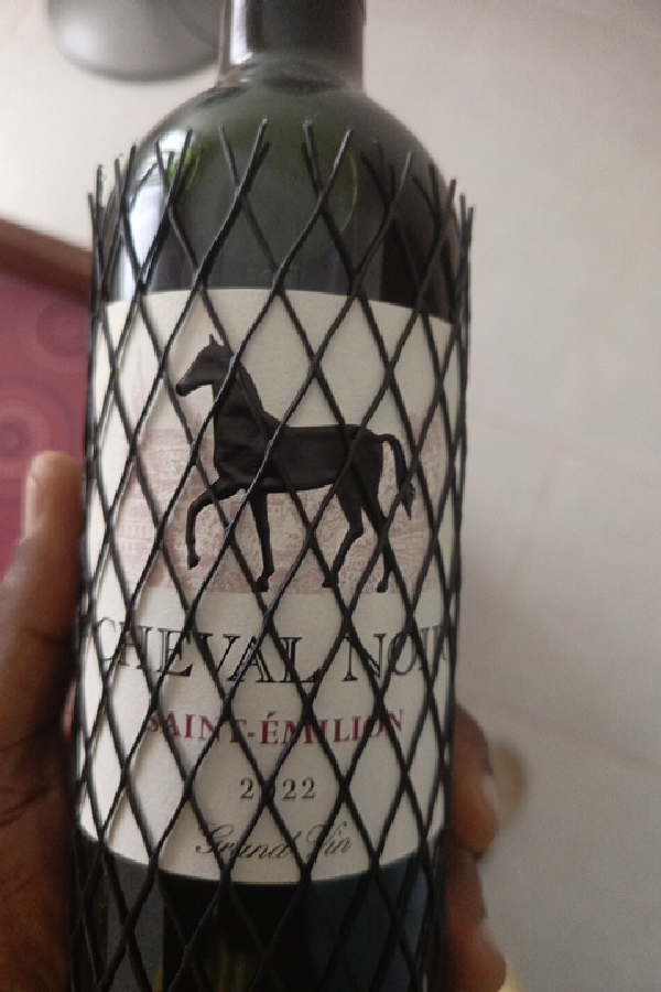 Cheval Noir Saint-Émilion - Image 1