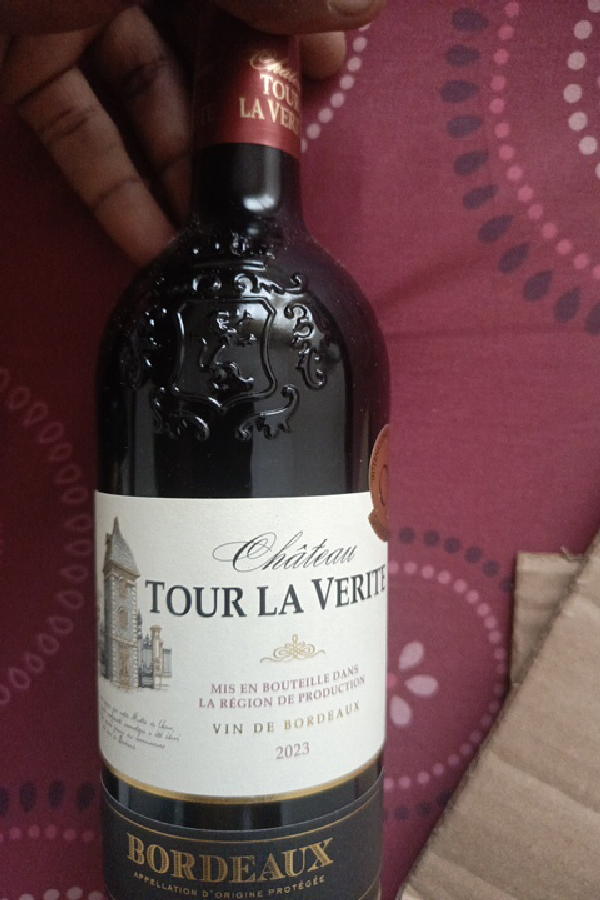 Château Tour La Verite - Image 1