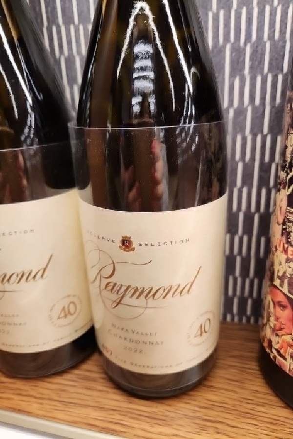 Raymond Reserve Selection Napa Valley Chardonnay - Image 1