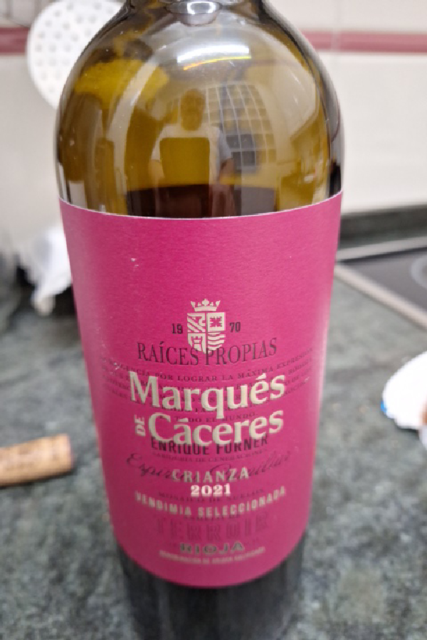 Marqués de Cáceres Crianza - Image 1