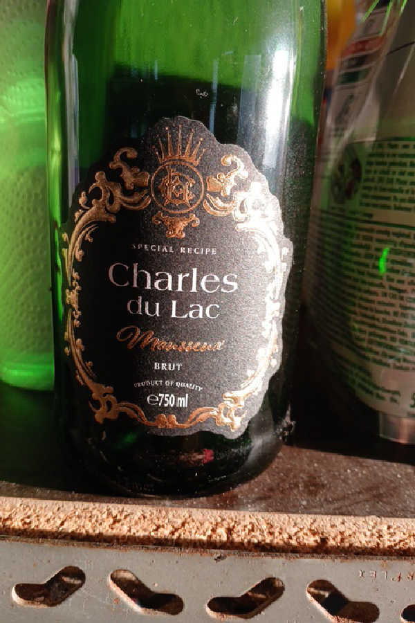 Charles du Lac Mousseux Brut - Image 1