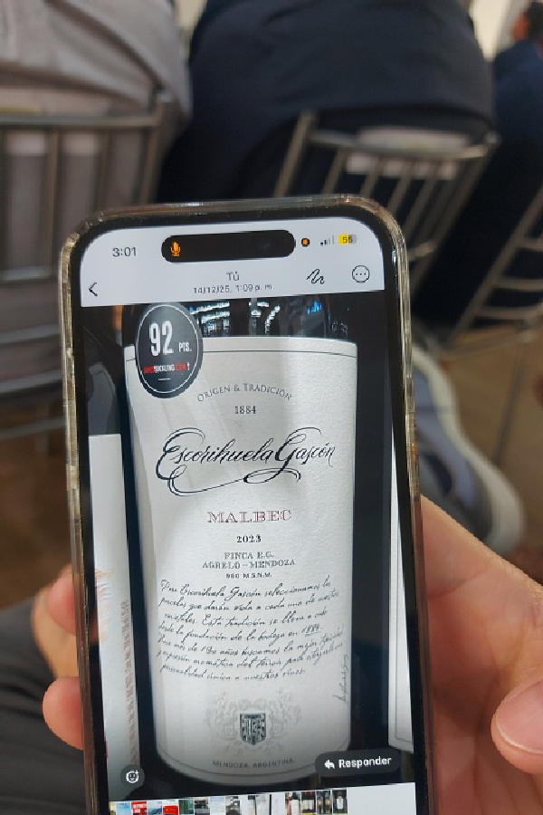 Escorihuela Gascón Malbec - Image 1