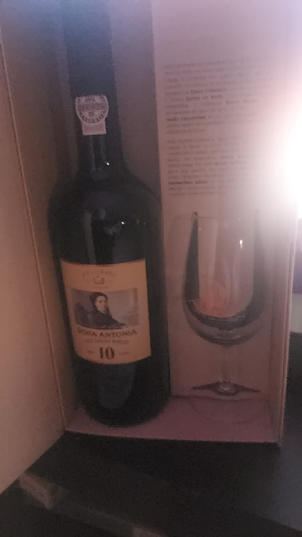 Dona Antonia 10 Year Old Tawny Port - Image 1
