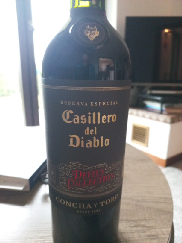Casillero del Diablo Devil's Collection Reserva Especial - Image 1