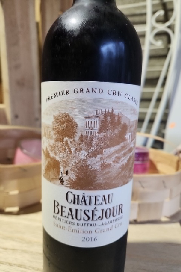 Château Beauséjour Héritiers Duffau-Lagarrosse - Image 1