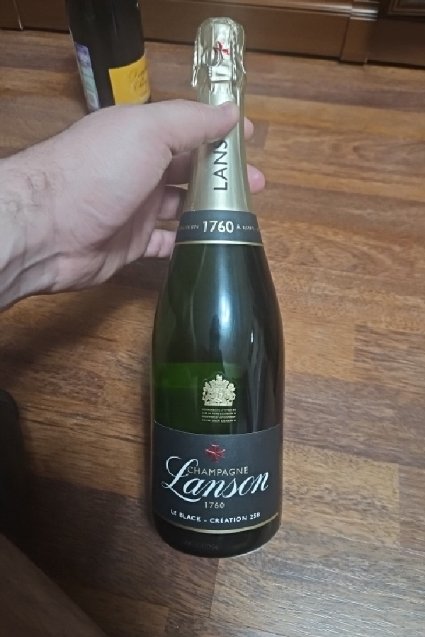 Le Black Creation 258 - Image 1