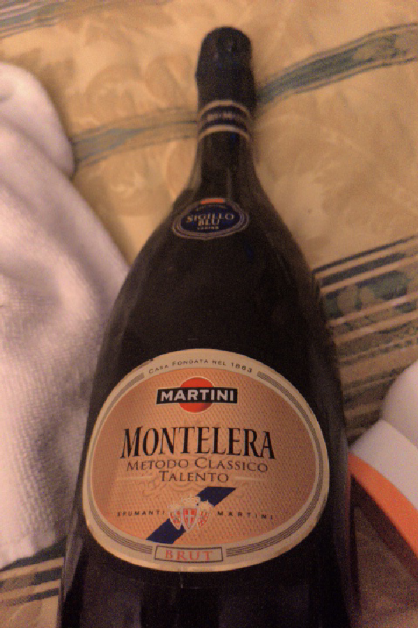 Montelera Metodo Classico Talento - Image 1