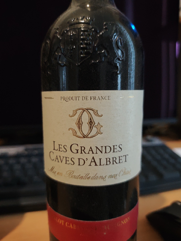 Les Grandes Caves D'Albret - Image 1
