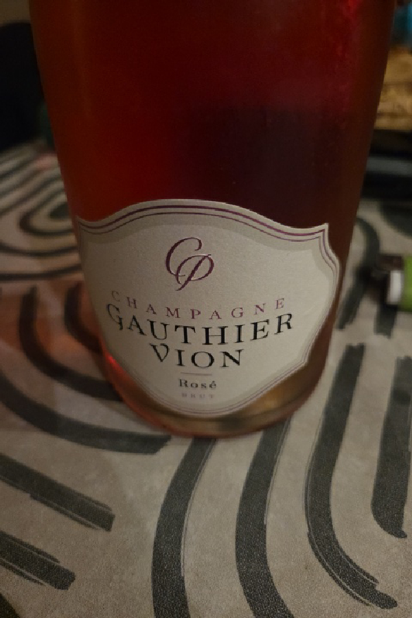 Champagne Gauthier-Vion Rosé Brut - Image 1