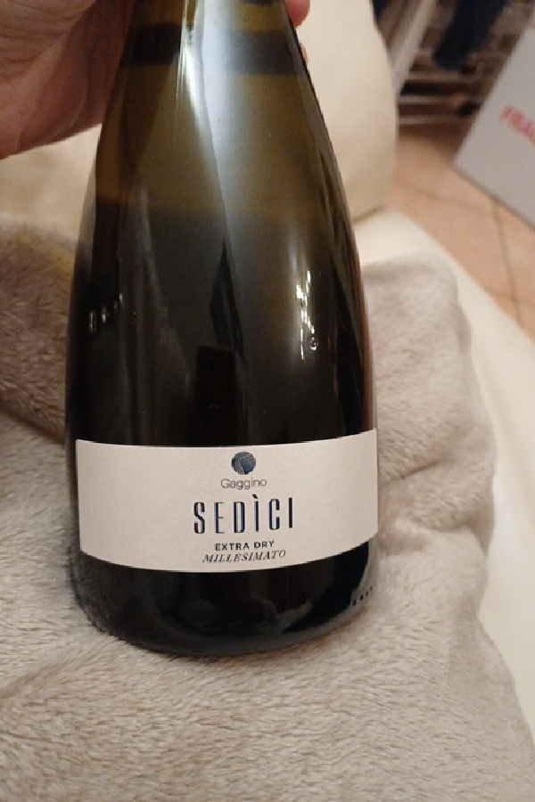 Sedici Millesimato Extra Dry - Image 1