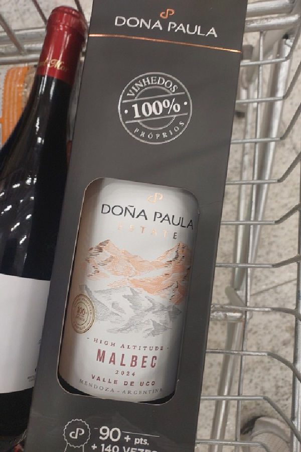 Dona Paula Estate Malbec - Image 1