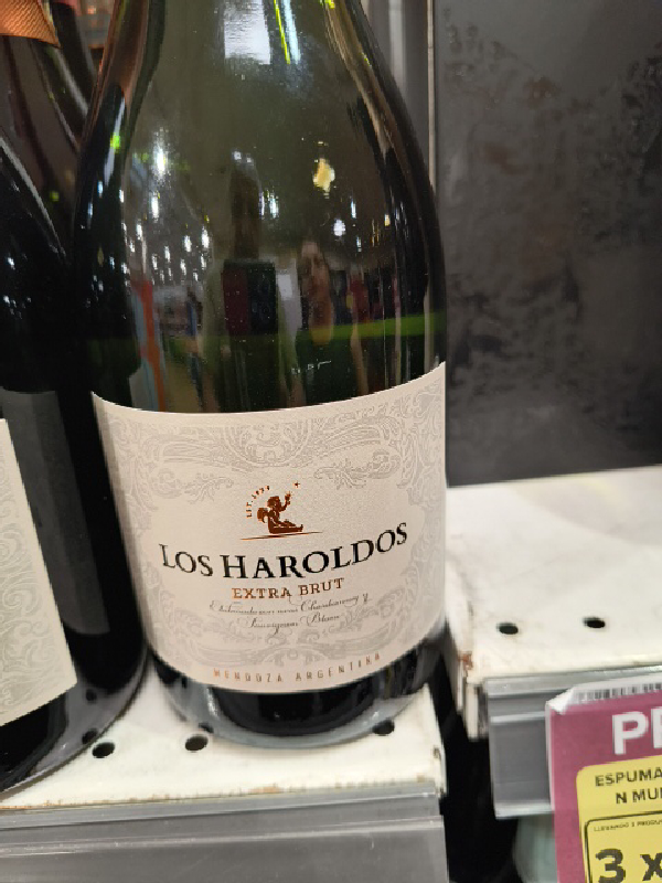Los Haroldos Extra Brut - Image 1