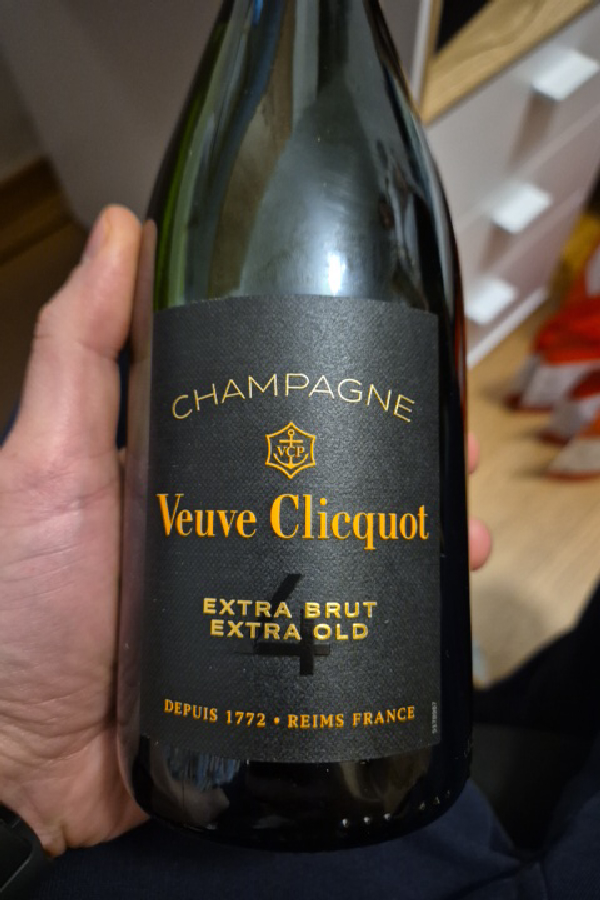 Extra Brut Extra Old - Image 1