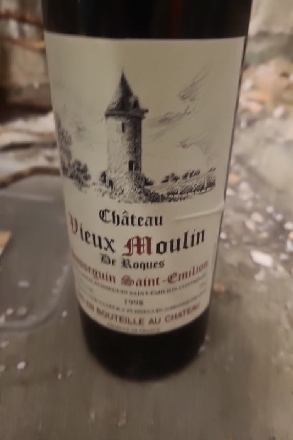 Château Vieux Moulin De Roques - Image 1